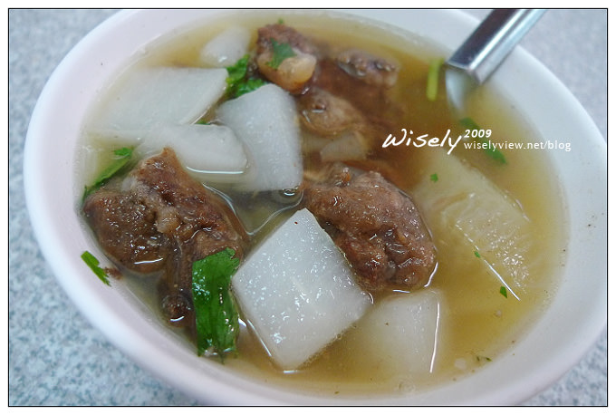 台北大同。大龍峒美食︱梅滿美食魯肉飯.焢肉飯、紅茶屋紅茶～捷運圓山站美食