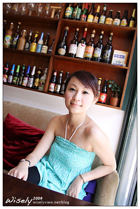 【朋友】2009 Ingrid@公館Caf&eacute; Bastille @WISELY's 拍拍照寫寫字
