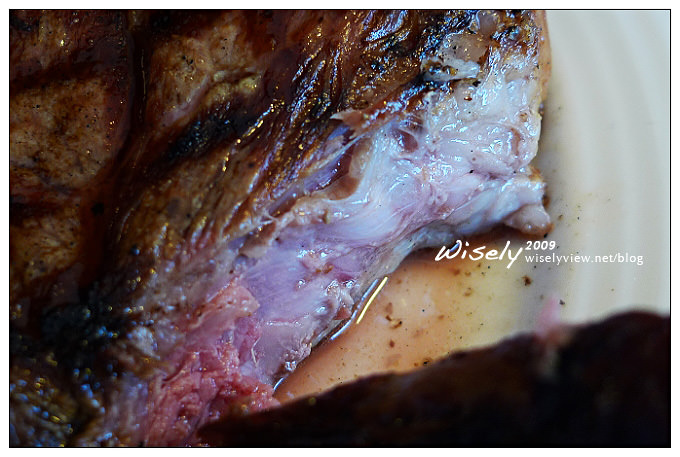 【食記】台北三芝．(老孫的)邊界驛站德州烤肉BBQ：美式牛排、漢堡