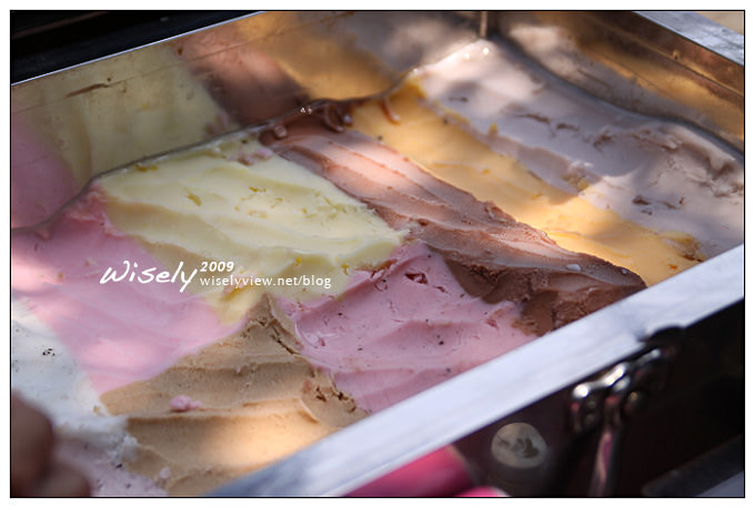 【生活】與吳大、Alex一家逛新北投 (溫泉博物館.圖書館)