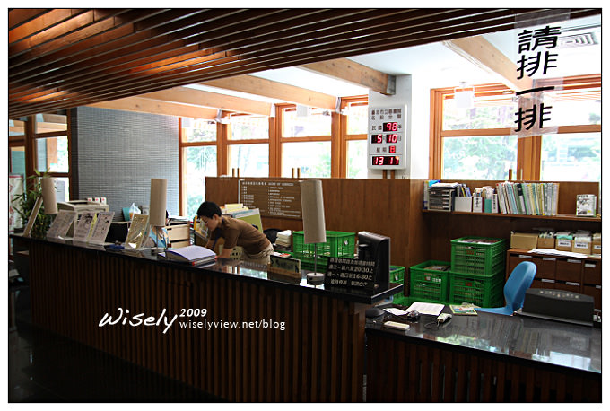 【生活】與吳大、Alex一家逛新北投 (溫泉博物館.圖書館)