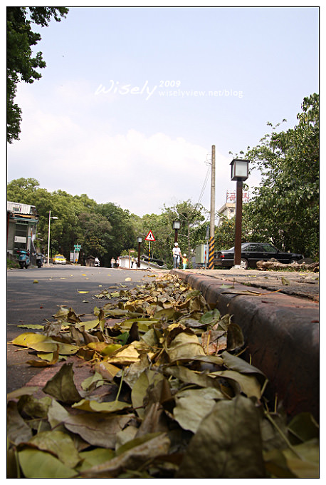 【生活】與吳大、Alex一家逛新北投 (溫泉博物館.圖書館)