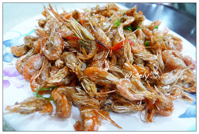 【食記】台北．光華商場：阿華海鮮店熱炒 (酥炸龍珠)