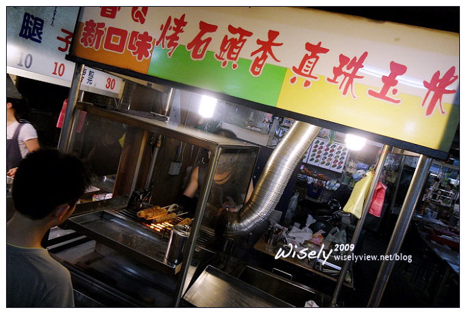【食記】宜蘭．東門夜市：小胖滷味、正統燒馬蛋、石頭香真珠玉米、嘟好燒