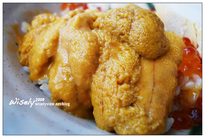 【食記】台北．景美夜市：竹壽司之這是什麼丼 (海膽鮭魚卵蓋飯)