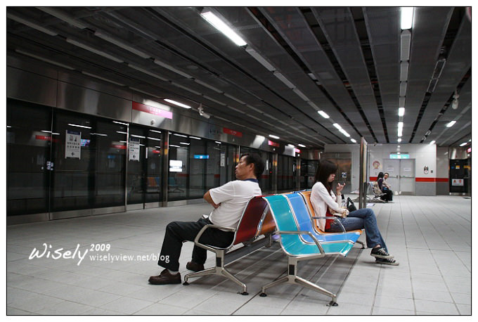 【旅行】高雄捷運一日遊 01：行程分享、高捷左營站