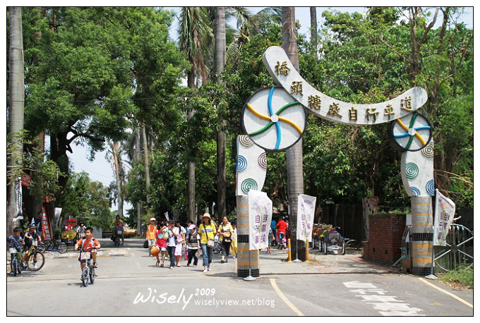 【旅行】高雄捷運一日遊 02：橋頭糖廠站、世運站