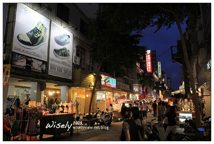 【旅行】高雄捷運一日遊 06：鹽埕站 (愛河.玫塊教堂)、中央公園站 (新堀江)、巨蛋站 (瑞豐夜市)