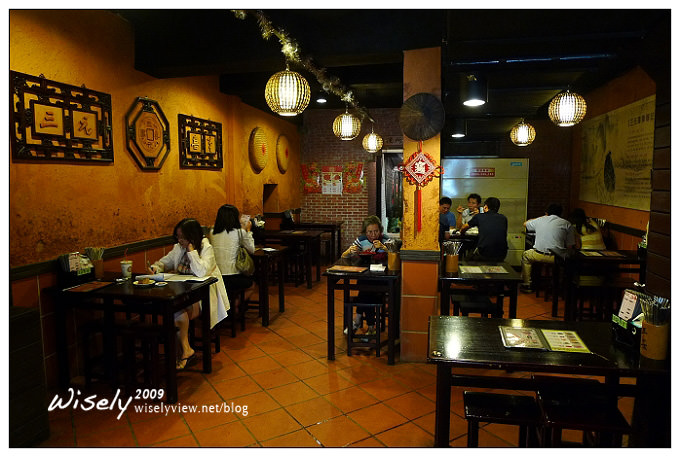 【食記】台北.吳興街夜市:三元喜事豬腳飯 (興城店) 【食記】台北.吳興街夜市:三元喜事豬腳飯 (興城店)