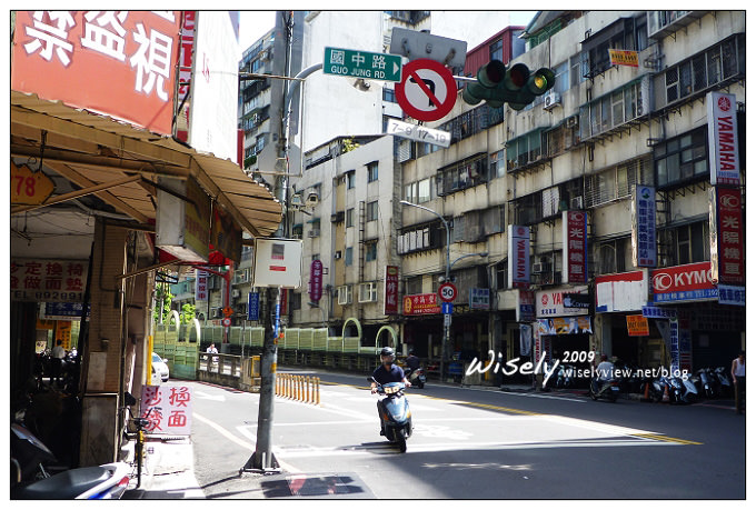 江家小館︱爆汁水餃鍋貼︱竹林路菜市場︱捷運頂溪站