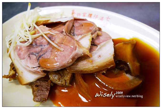 台北．景美夜市：基隆七堵許家粿仔湯 (景美國小對面)