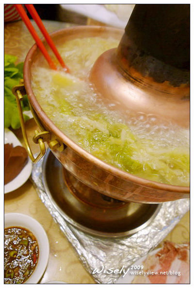 【食記】台北．聚豐園酸菜白肉鍋 (吃到飽／海鮮食材超豪華)＜酸菜鍋募集中＞ @WISELY's 拍拍照寫寫字