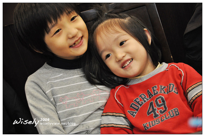 【家聚】吳大一家四口聚餐：大直鍋饕涮涮鍋 @WISELY's 拍拍照寫寫字