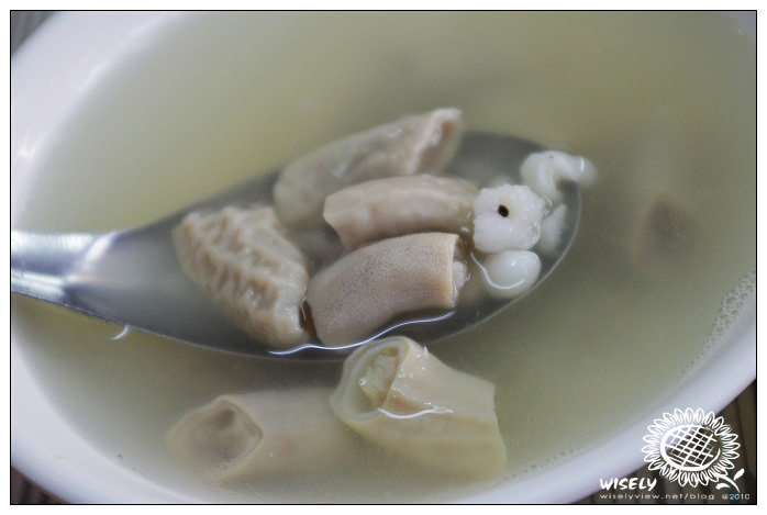 【食記】台北.劍潭肉圓王 (士林小吃) 【食記】台北.劍潭肉圓王 (士林小吃)