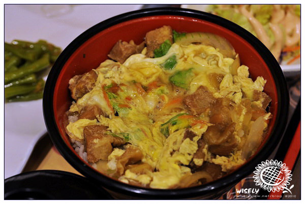 【食記】台北．家樂福大直店：丰滋味蓋飯