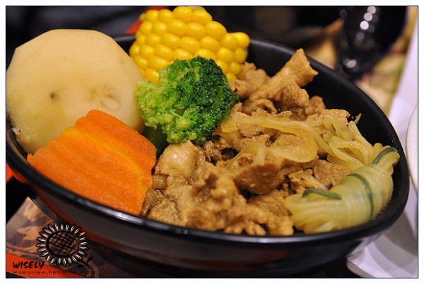 【食記】台北．家樂福大直店：丰滋味蓋飯