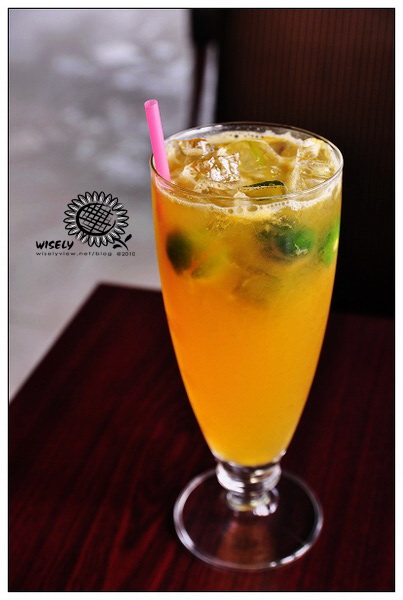 【遊記】台北．竹子湖海芋 2010：苗榜海芋園 & 綠山谷海芋茶坊 (圖多)