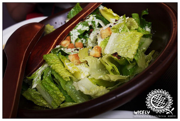 【食記】新北新店．抱飲抱食：肋眼牛排、德式香腸