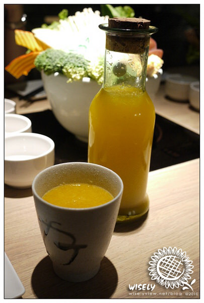 【食記】台北．川府麻辣鍋-芝山店 (吃到飽) /芝玫芒果乳酪蛋糕