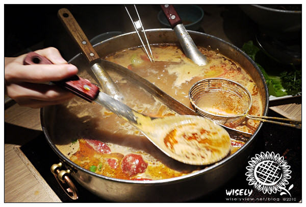 【食記】台北．川府麻辣鍋-芝山店 (吃到飽) /芝玫芒果乳酪蛋糕