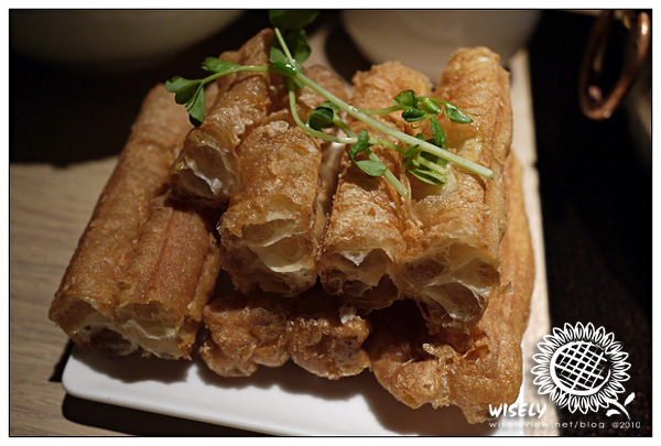 【食記】台北．川府麻辣鍋-芝山店 (吃到飽) /芝玫芒果乳酪蛋糕