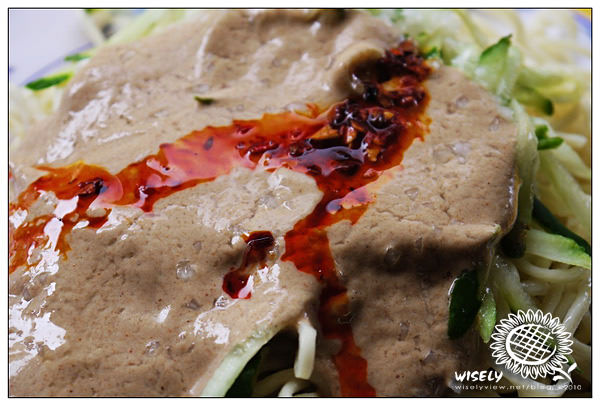 【食記】台北.興安街小吃:24H長春涼麵&東峰(果汁)木瓜牛奶 【食記】台北.興安街小吃:24H長春涼麵&東峰(果汁)木瓜牛奶