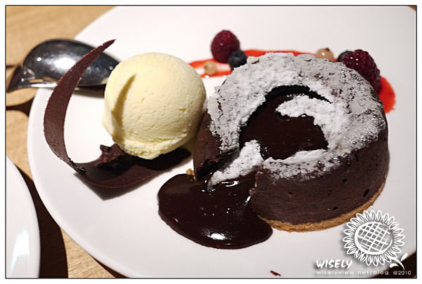 L’IDIOT 驢子餐廳 2010：40盎司巨無霸頂級肋眼牛排