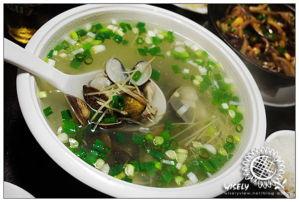 【食記】台北．光華新天地：品鱻活海鮮百元熱炒