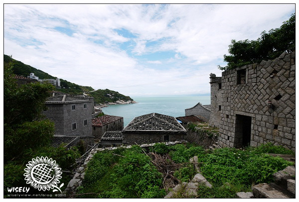 【旅遊】2010台灣．馬祖：北竿島芹壁聚落_晴天藍隨拍 -03
