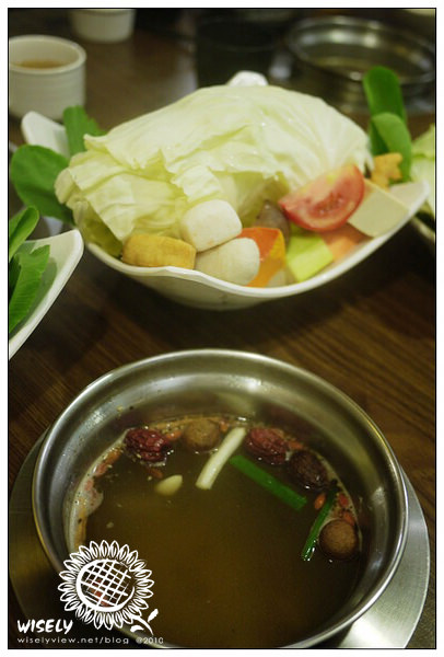 【食記】台北．士林夜市商圈：草原風蒙古火鍋(涮涮鍋)