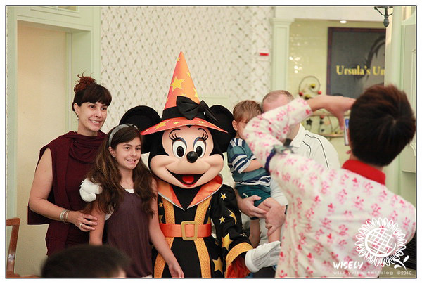 【旅遊】2010中國.香港：迪士尼樂園酒店(住房和餐廳) Day3