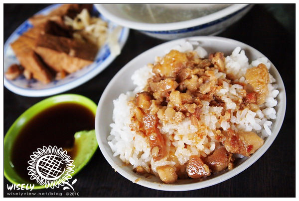 【食記】台北．興安街小吃：三元六虱目魚粥(湯)