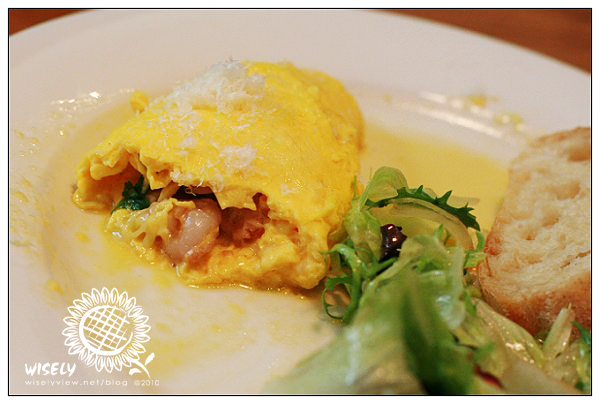 【食記】台北.黑米 Café BISTRO:墨魚燉飯 (提供WiFi網路) 【食記】台北.黑米 Café BISTRO:墨魚燉飯 (提供WiFi網路)