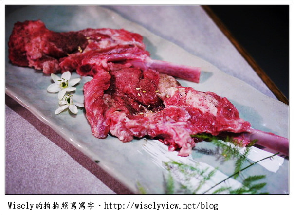 【食記】台北．東區商圈：火之舞蓁品燒忠孝店-吃到飽~(品質下滑中)