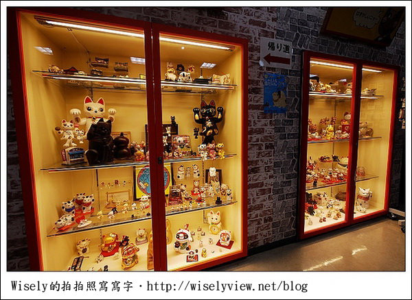 【旅行】2011 日本．大阪：通天閣(精神指標)、元祖串かつだるま(炸串街)、SpaWorld世界大溫泉(1000日圓泡到爽)