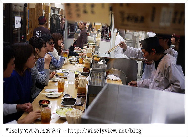 【旅行】2011 日本．大阪：通天閣(精神指標)、元祖串かつだるま(炸串街)、SpaWorld世界大溫泉(1000日圓泡到爽)