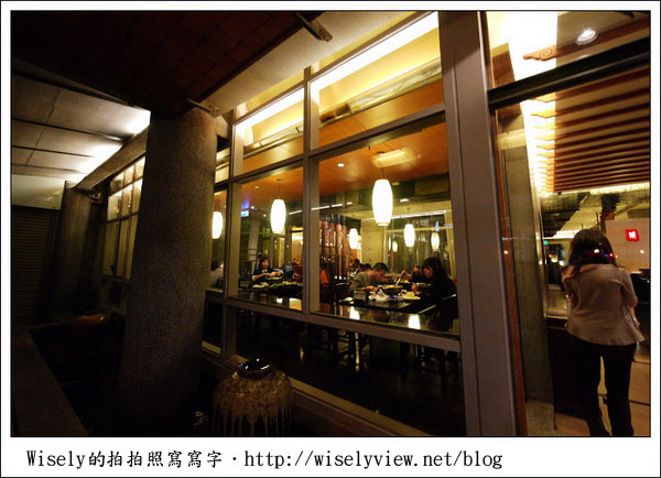 【食記】台中．南屯區：鼎王麻辣鍋公益總店(與台北店比較心得)