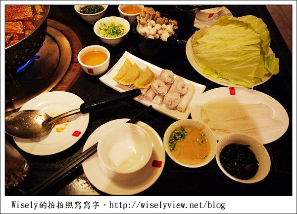 【食記】台中．南屯區：鼎王麻辣鍋公益總店(與台北店比較心得)