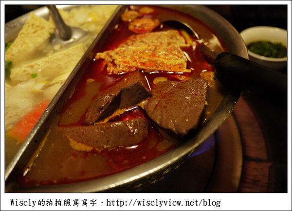 【食記】台中．南屯區：鼎王麻辣鍋公益總店(與台北店比較心得)