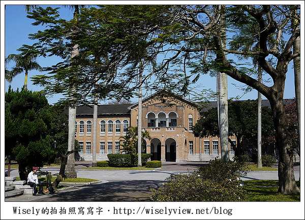 【新年】2011台北．年初四：公館台大走春隨拍(GF1+GF2)