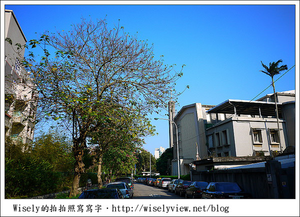 【新年】2011台北．年初四：公館台大走春隨拍(GF1+GF2)