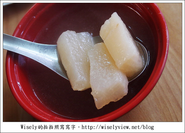 【食記】台北‧西門町商圈：老牌黃記燉肉飯/魯肉飯