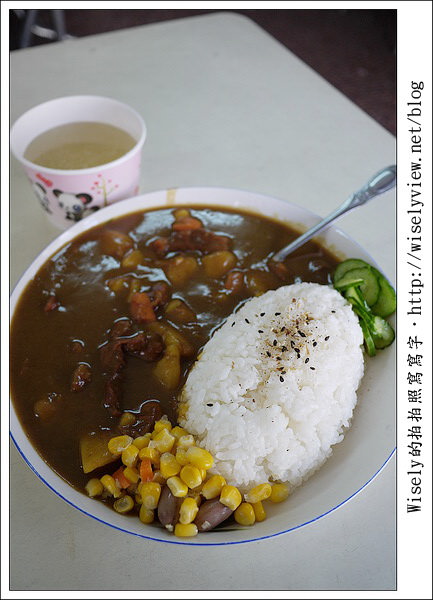【食記】台北‧近通化街商圈：鴻嘉咖哩飯(非芶芡日式口味)