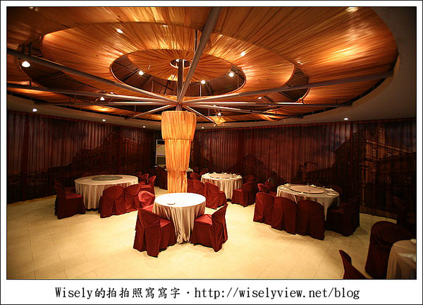 【食記】台北.青青食尚花園會館 (婚宴場地隨拍 & 套餐菜餚試吃) 【食記】台北.青青食尚花園會館 (婚宴場地隨拍 & 套餐菜餚試吃)