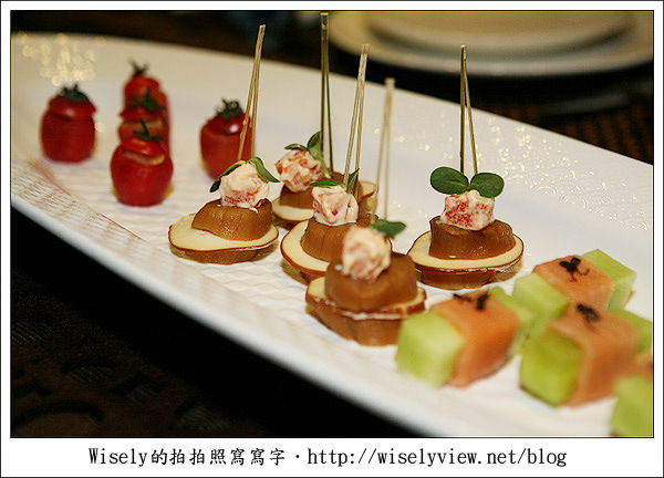 【食記】台北.青青食尚花園會館 (婚宴場地隨拍 & 套餐菜餚試吃) 【食記】台北.青青食尚花園會館 (婚宴場地隨拍 & 套餐菜餚試吃)