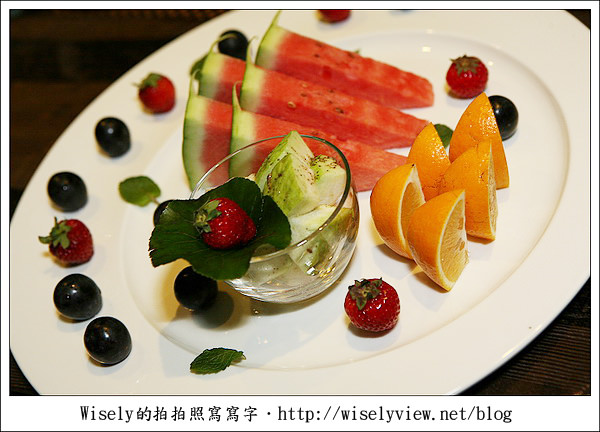 【食記】台北.青青食尚花園會館 (婚宴場地隨拍 & 套餐菜餚試吃) 【食記】台北.青青食尚花園會館 (婚宴場地隨拍 & 套餐菜餚試吃)