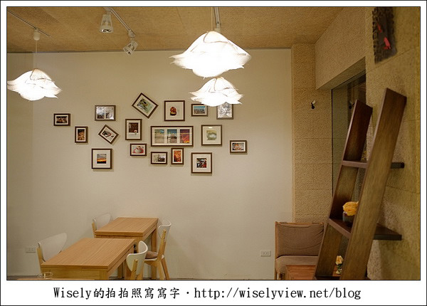 【隨拍】台北信義。捷運市政府站：巢咖啡 Nido Café (提供WiFi網路)/Fujifilm FinePix X100