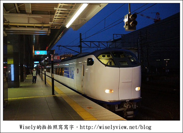 【旅行】2011關西(京阪神)-01:京都車站/京都塔隨手拍 (Fujifilm X100) 【旅行】2011關西(京阪神)-01:京都車站/京都塔隨手拍 (Fujifilm X100)
