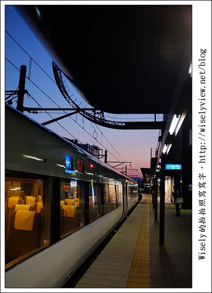 【旅行】2011關西(京阪神)-01:京都車站/京都塔隨手拍 (Fujifilm X100) 【旅行】2011關西(京阪神)-01:京都車站/京都塔隨手拍 (Fujifilm X100)
