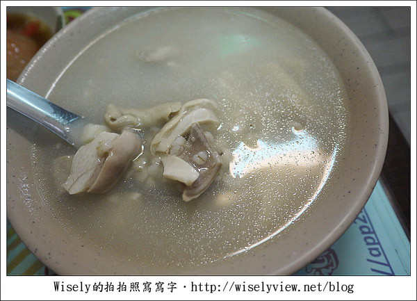 【食記】台北．北投市場旁：簡記排骨酥麵、真味肉圓、蔡元益紅茶　